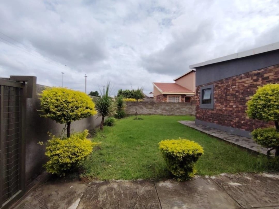 3 Bedroom Property for Sale in Seraleng North West